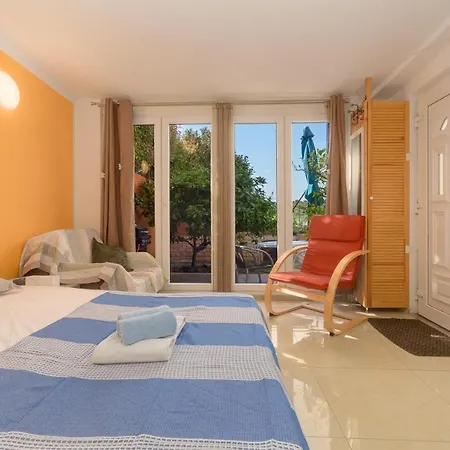 Apartment Orange - Garden Terrace *